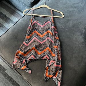 Interi Geometric Silky Top With Cut Outs On Side And Back